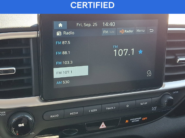 Certified 2022 Hyundai Venue SE FWD image 16