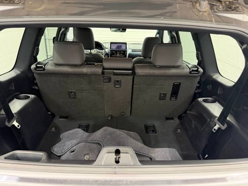 Used 2023 Lexus GX 460 Premium w/ Premium Package AWD/4WD image 28
