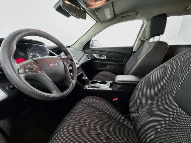 Used 2017 GMC Terrain SLE FWD image 18