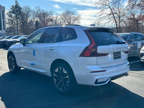 New 2026 Volvo XC60 B5 Plus w/ Protection Package Premier image 4