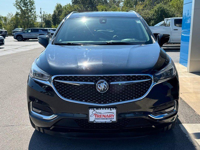 Used 2021 Buick Enclave Avenir w/ Avenir Technology Package AWD/4WD image 9