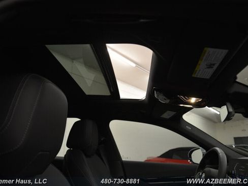 Used 2026 BMW 530i w/ M Sport Package RWD image 20