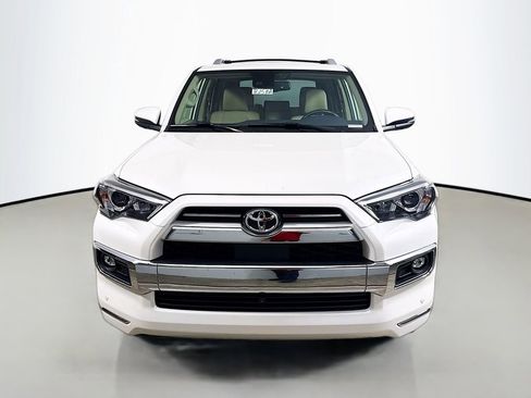 Used 2022 Toyota 4Runner Limited AWD/4WD image 2