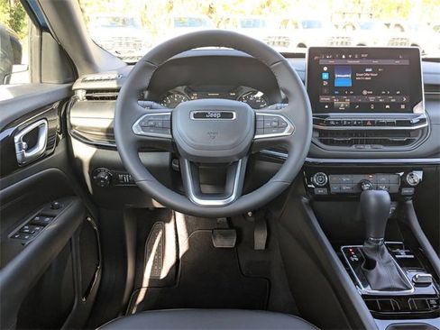 New 2026 Jeep Compass Latitude image 16