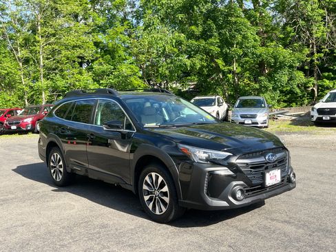 Certified 2024 Subaru Outback Limited AWD/4WD image 7