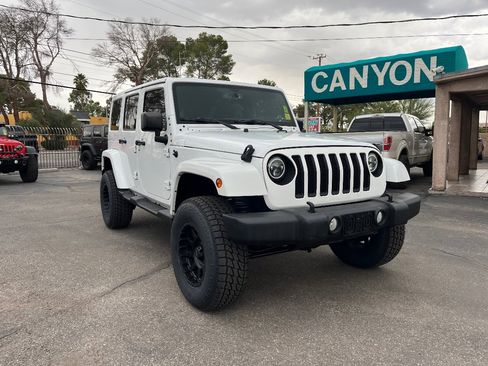 Used 2015 Jeep Wrangler Unlimited Sahara w/ Connectivity Group image 48