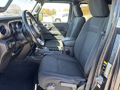 Used 2021 Jeep Wrangler Unlimited Sahara image 15