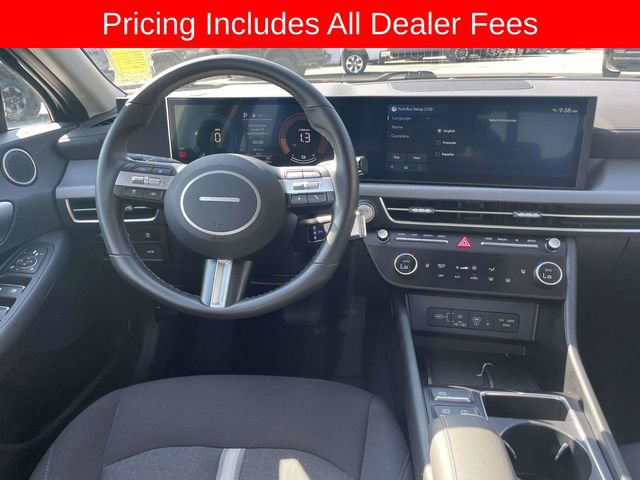 Used 2025 Hyundai Sonata SEL FWD image 14