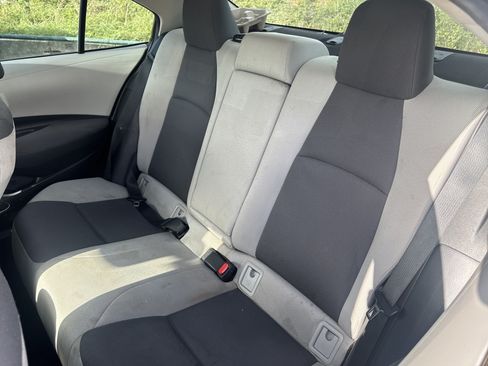 Used 2024 Toyota Corolla LE FWD image 11
