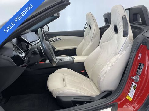 Used 2019 BMW Z4 sDrive30i w/ M Sport Package RWD image 13