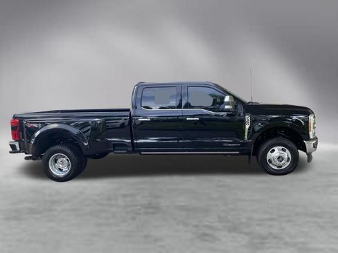 Used 2025 Ford F350 Lariat w/ Lariat Ultimate Package AWD/4WD image 4
