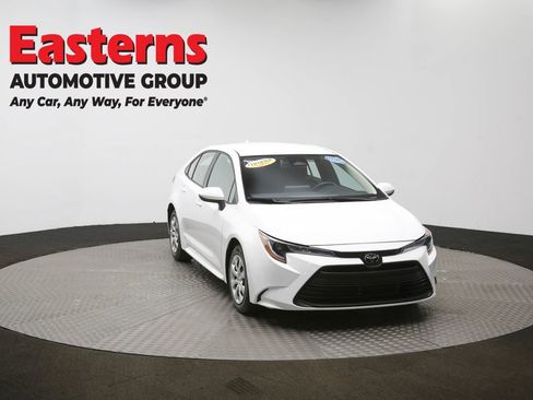 Used 2024 Toyota Corolla LE image 50