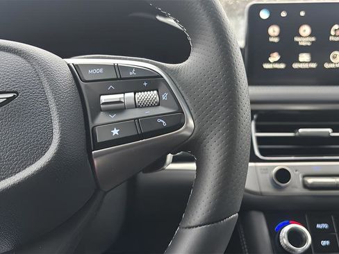 New 2026 Genesis G70 2.5T Prestige image 28