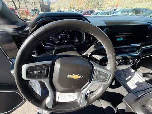 Used 2024 Chevrolet Silverado 2500 LT image 10