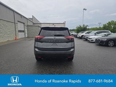 Used 2024 Nissan Rogue SV