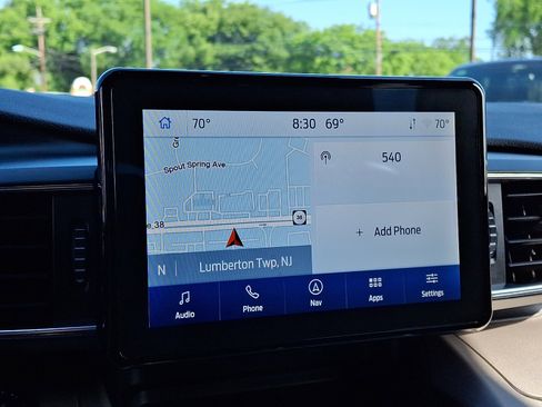 Used 2023 Ford Explorer XLT w/ Equipment Group 202A AWD/4WD image 18