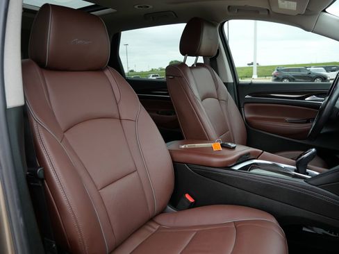 Used 2020 Buick Enclave Avenir w/ Avenir Technology Package FWD image 21