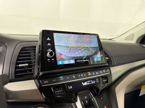 New 2026 Honda Odyssey EX-L image 24