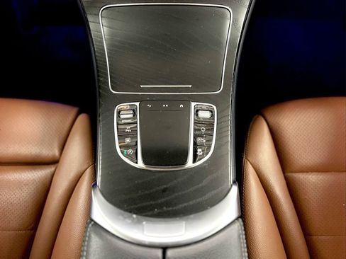 Used 2021 Mercedes-Benz GLC 300 4MATIC Coupe image 36