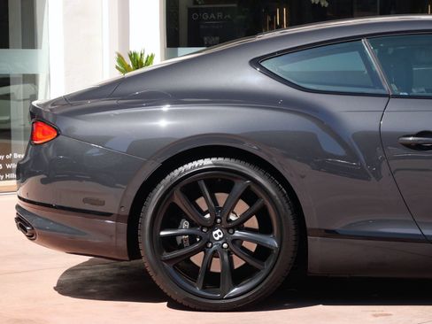 Used 2022 Bentley Continental GT AWD/4WD image 9
