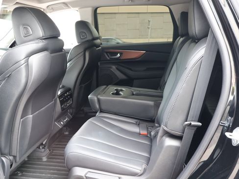 Used 2022 Acura MDX SH-AWD image 18