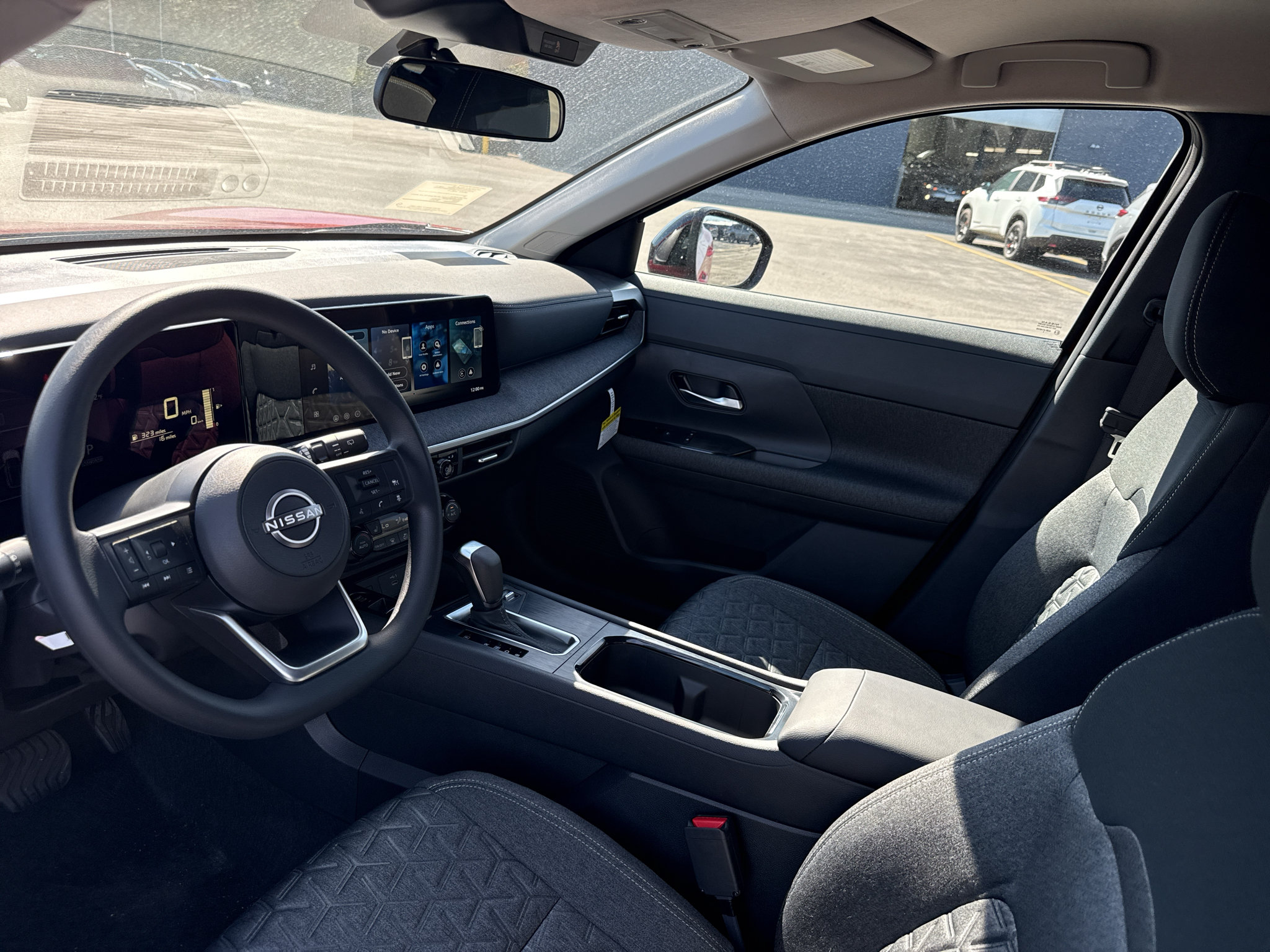 New 2027 Nissan Kicks SV AWD/4WD image 10