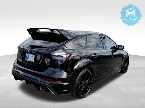 Used 2016 Ford Focus RS image 2