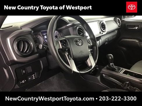 Used 2023 Toyota Tacoma TRD Off-Road image 8