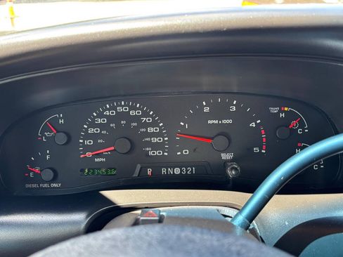 Used 2004 Ford Excursion Limited AWD/4WD image 28