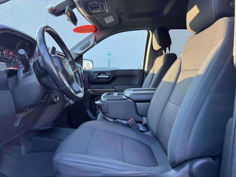 Used 2020 Chevrolet Silverado 1500 LT w/ Convenience Package image 13