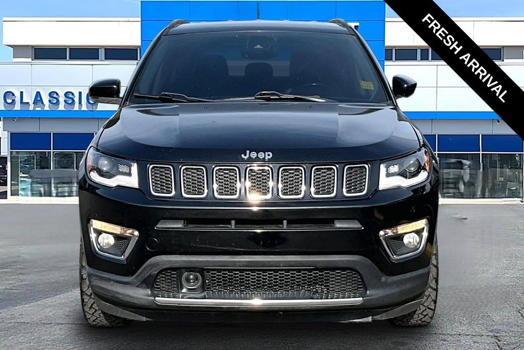 Used 2018 Jeep Compass Limited AWD/4WD image 17
