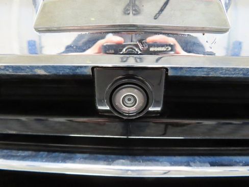 Used 2023 Chevrolet Tahoe LT image 44