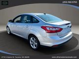 Used 2014 Ford Focus SE w/ SE Winter Package image 4