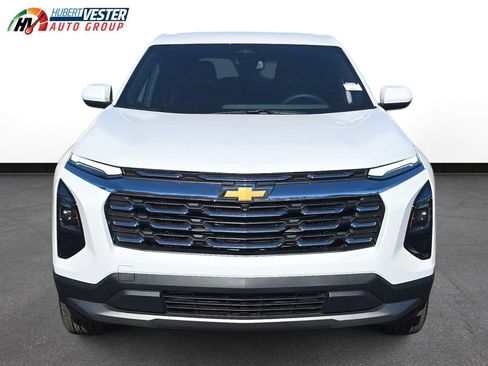 New 2026 Chevrolet Equinox LT image 3