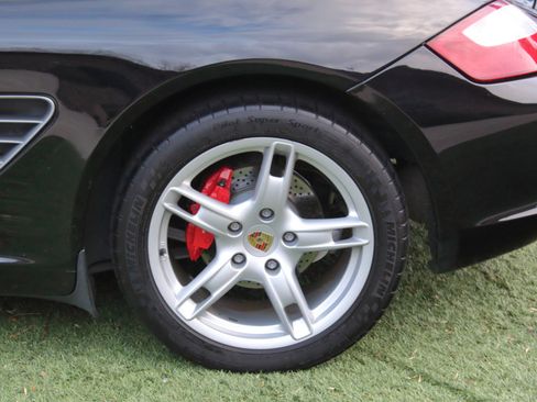 Used 2005 Porsche Boxster S image 29