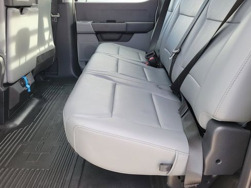 New 2025 Ford F250 XL w/ XL Chrome Package image 7