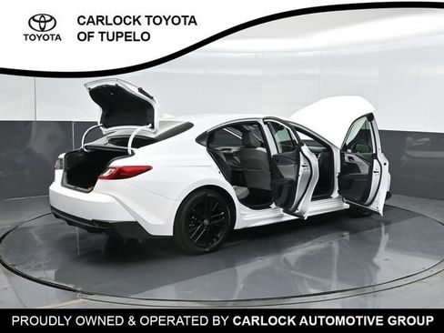 Used 2026 Toyota Camry SE FWD image 55