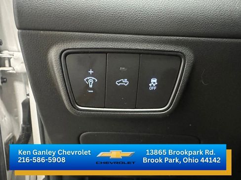Used 2024 Hyundai Santa Cruz SE AWD/4WD image 10