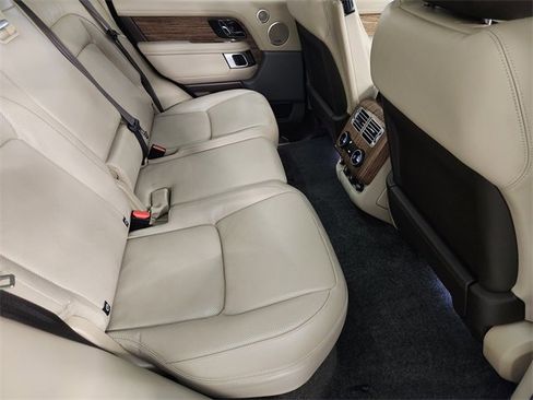 Used 2019 Land Rover Range Rover HSE image 30