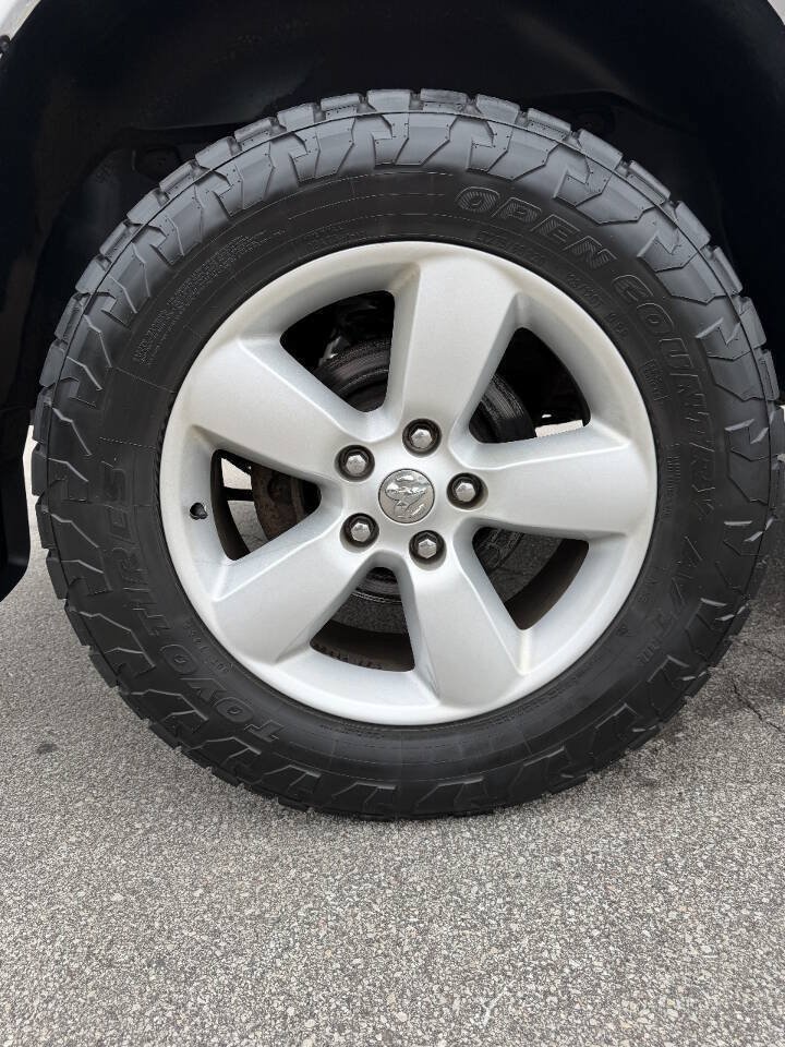 Used 2020 RAM 1500 Tradesman w/ SXT Plus Group AWD/4WD image 9
