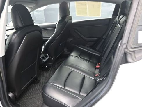 Used 2019 Tesla Model 3 Standard Range Plus RWD image 13