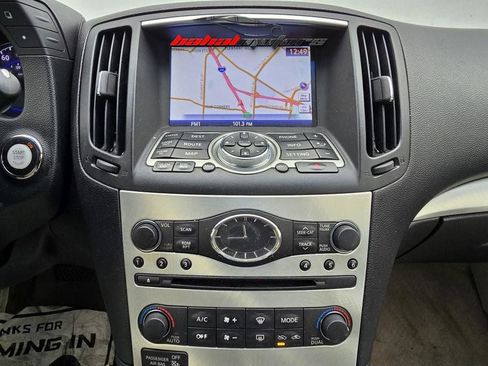 Used 2013 INFINITI G37 x w/ Premium Pkg image 17