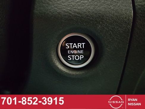 Certified 2023 Nissan Frontier SV w/ SV Convenience Package AWD/4WD image 32