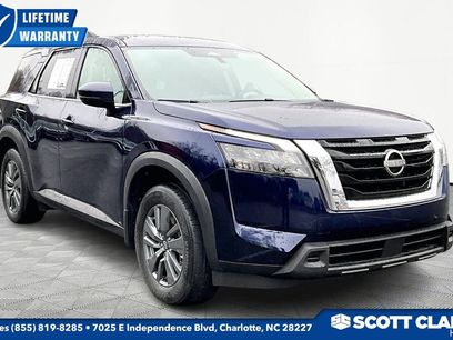 Used 2024 Nissan Pathfinder SV w/ Cargo Package