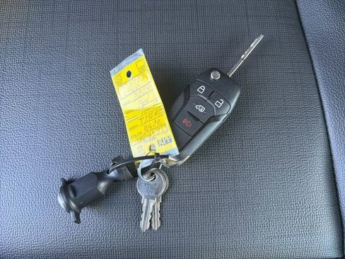 New 2024 Ford Transit 250 148 Medium Roof image 30