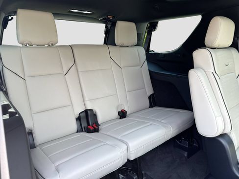 Certified 2022 Cadillac Escalade Sport w/ Touring Package RWD image 19