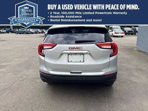 Used 2022 GMC Terrain SLE w/ Driver Convenience Package image 7
