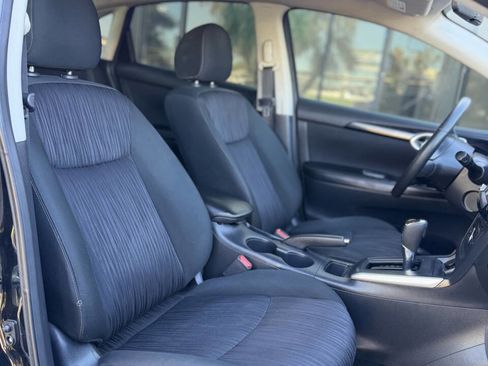 Used 2019 Nissan Sentra SV image 18