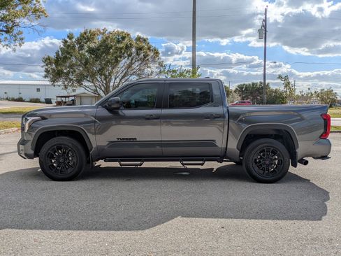 Used 2024 Toyota Tundra SR5 AWD/4WD image 7