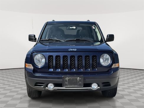 Used 2017 Jeep Patriot High Altitude AWD/4WD image 2